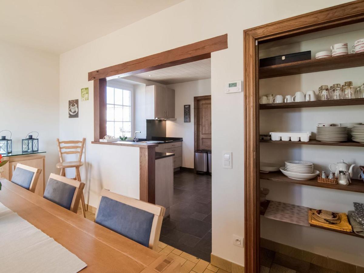 Pretty Farmhouse In Houffalize With Courtyard Екстериор снимка