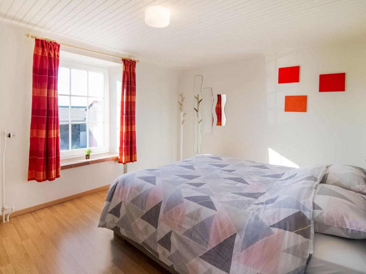 Pretty Farmhouse In Houffalize With Courtyard Екстериор снимка